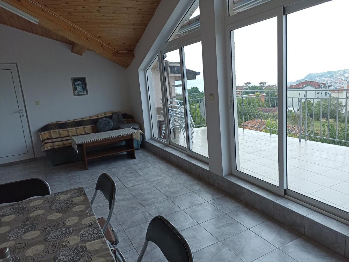 Ferienwohnung Stai Za Gosti Bazdarovi Byala  Exterior foto