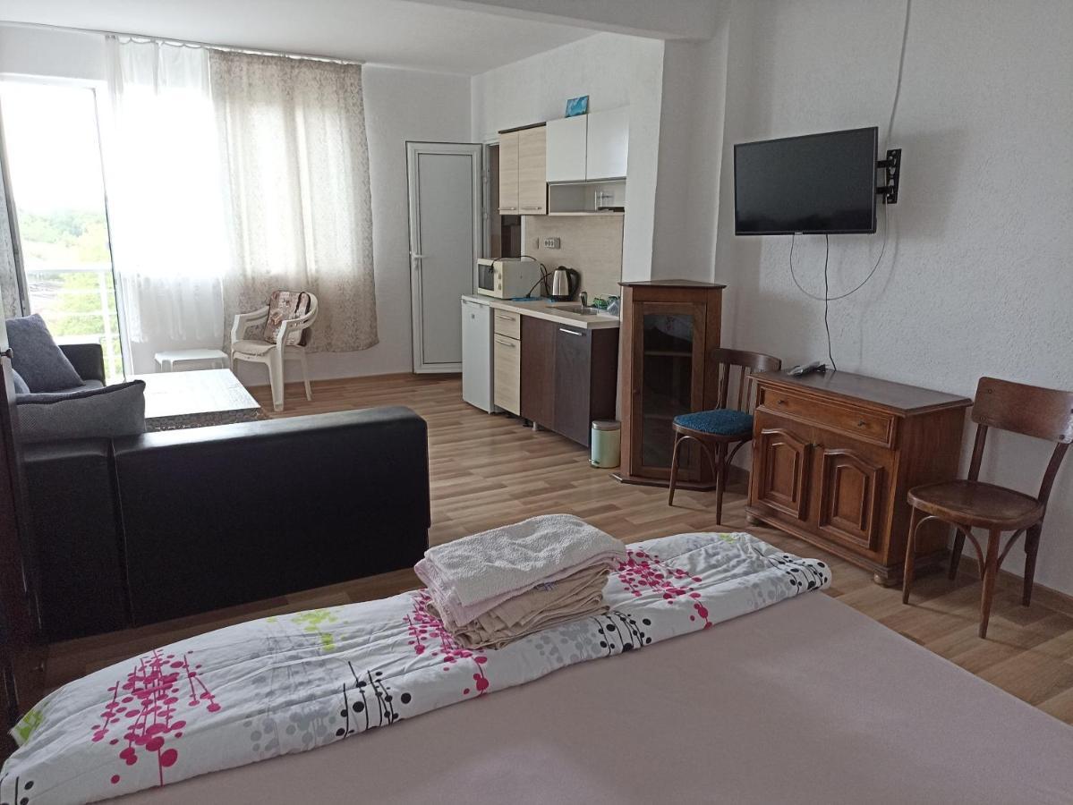 Ferienwohnung Stai Za Gosti Bazdarovi Byala  Exterior foto