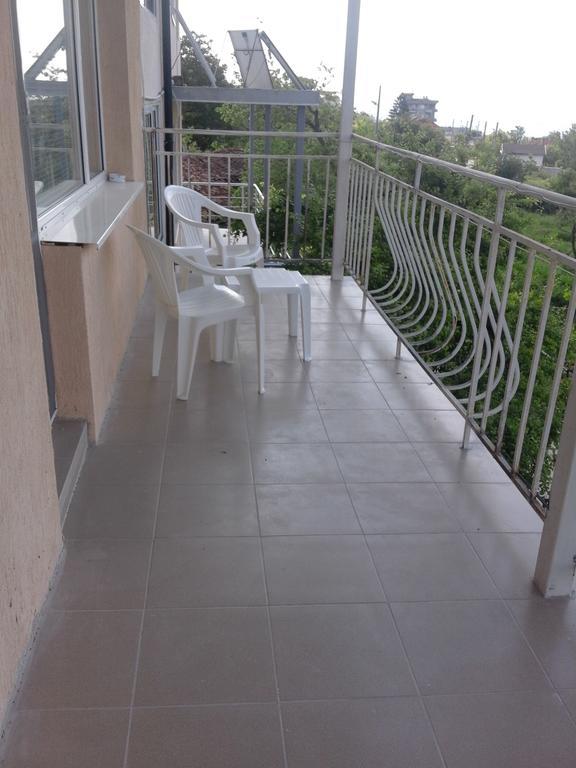 Ferienwohnung Stai Za Gosti Bazdarovi Byala  Exterior foto